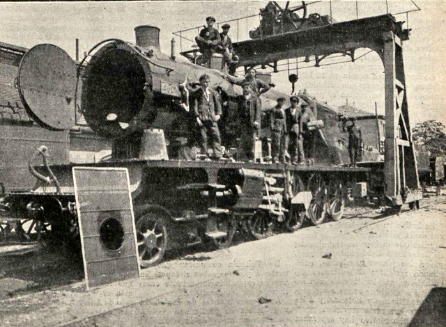 locomotora-norte-4001-en-la-estacion-de-irun-ano-1912-archivo-revista-adelante