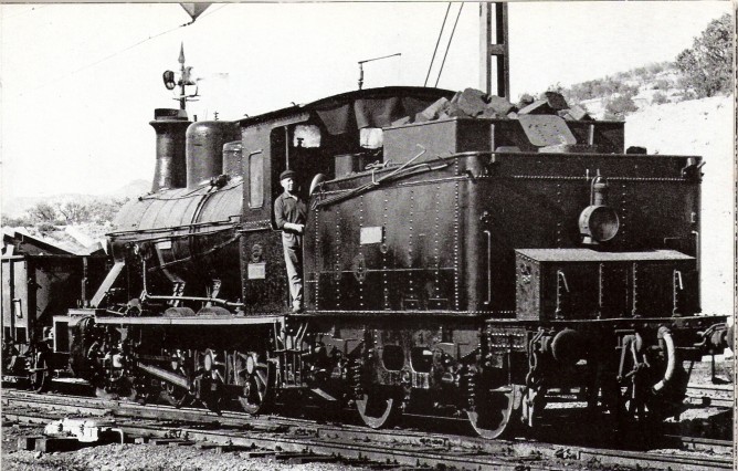 Locomotora del Alcañíz-Puebla de Hijar, España-040-2188. foto Enrique Jansá