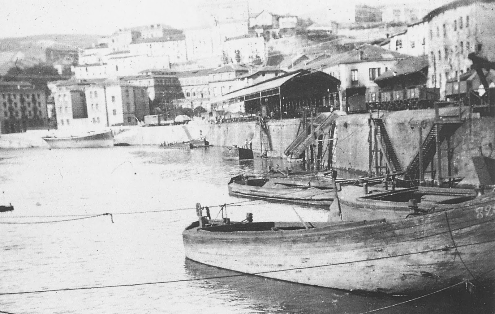 Marquesina de la estación de Atxuri, año 1895, fondo Euskotren MVF