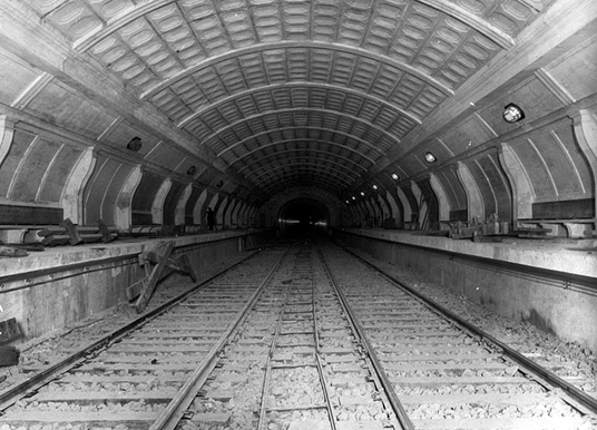 Metro Transversal de Barcelona, c. 1924, foto Esteve Terradas , fondo Terradas IEFC