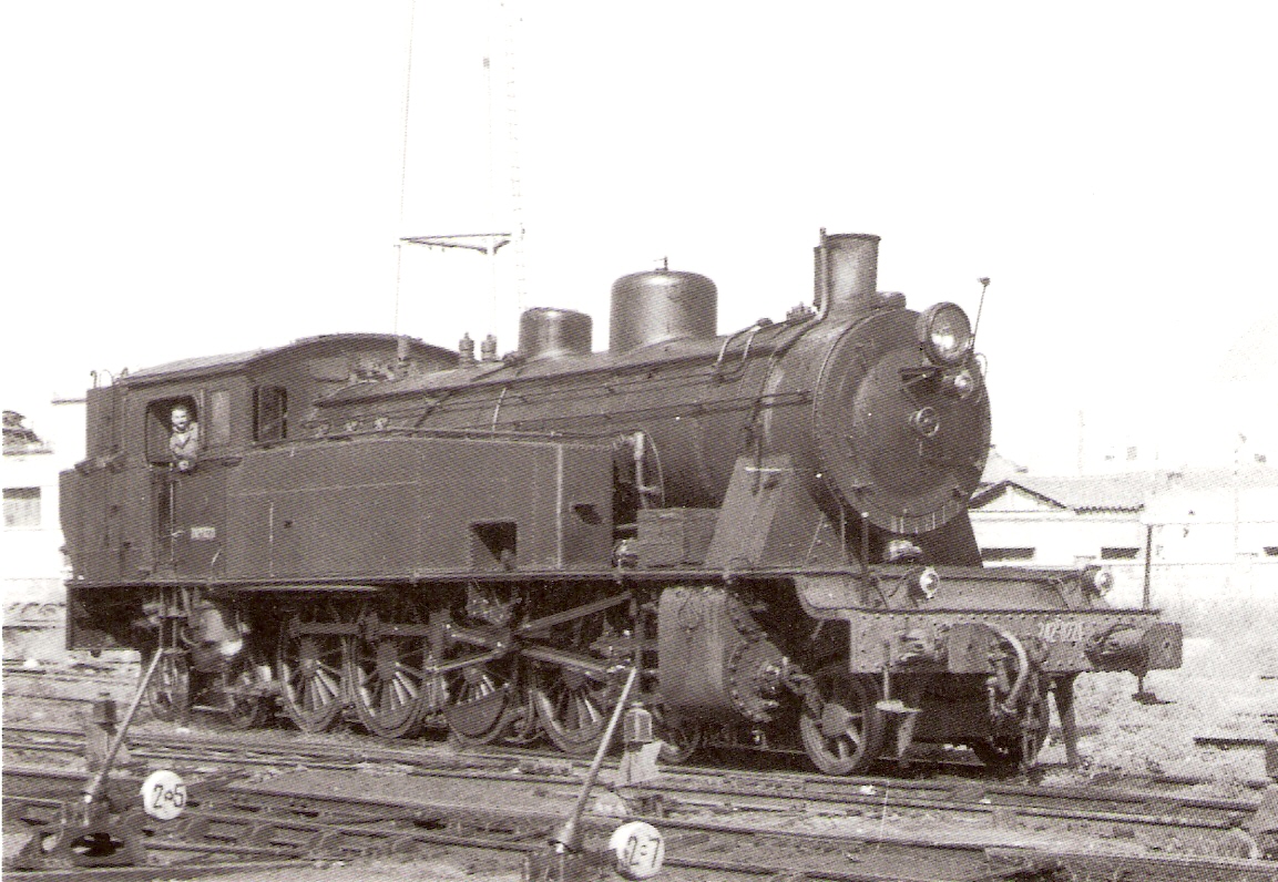 Murcia-Mula-Caravaca nº 5, paso a Renfe 242F8221, en Lerida 12.10.1968, Eurofer, fotoJuan Antº Spolsona