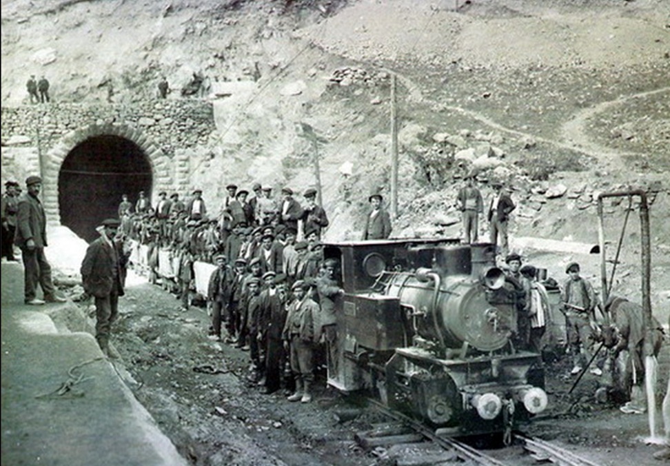 Obras del túnel de Somport, año 1910, fotografo desconocido