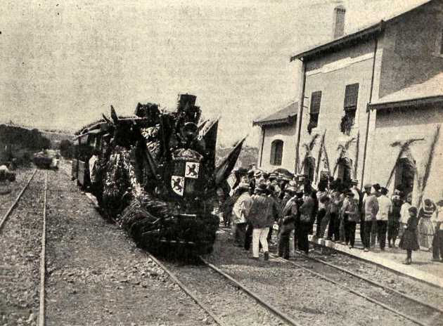 primer-tren-del-ferrocarril-de-santa-olalla-ano-1912-archivo-revista-adelante