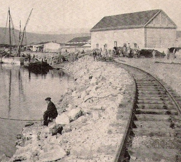 Puerto de Motril , ferrocarril , postal comercial