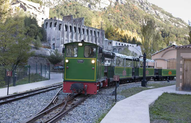 Tren del ciment , Castellar d´En Hug, fondo Cazabaret