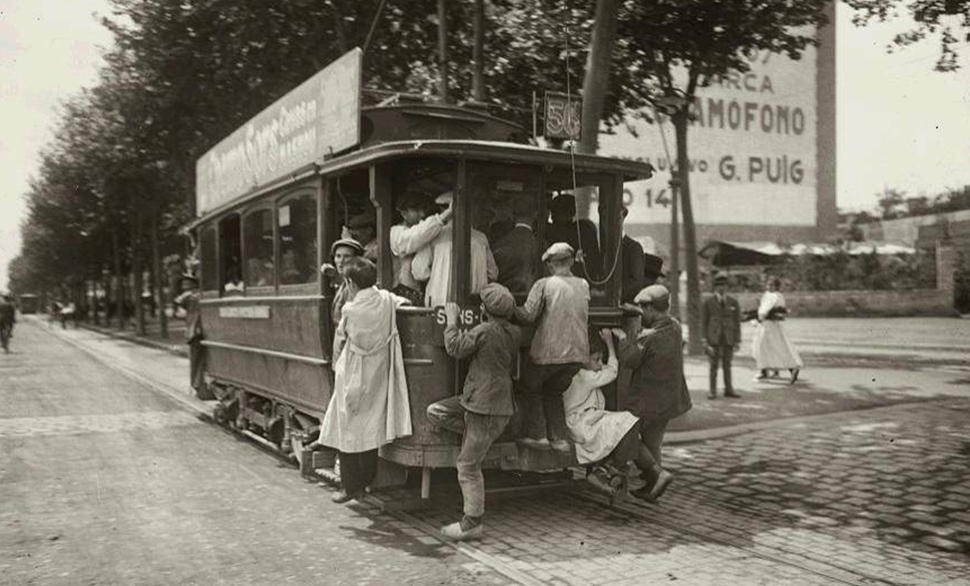 Tranvia de Barcelona, línea Plaza de Cataluña a Plaza Molina, año 1920, foto Josep Brangulí