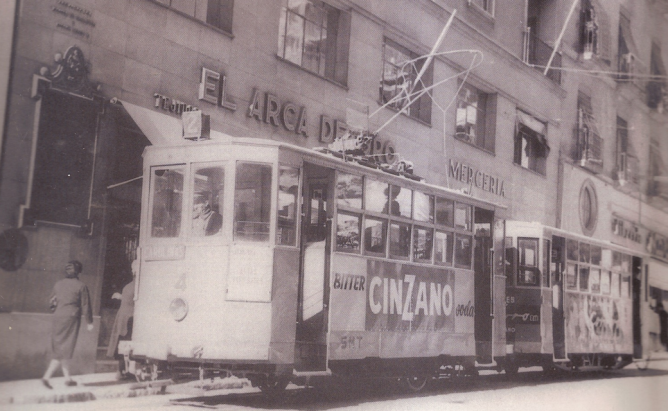 Tranvias de Alicante, tranvia en la calle Bailen , c. 1960, Archivo A.V.