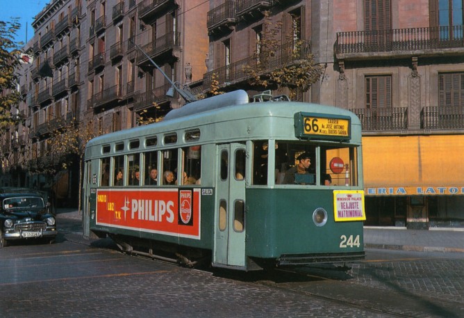 Tranvias de Barcelona, línea 66 , coche 244, foto Zurita, Fondo MAF