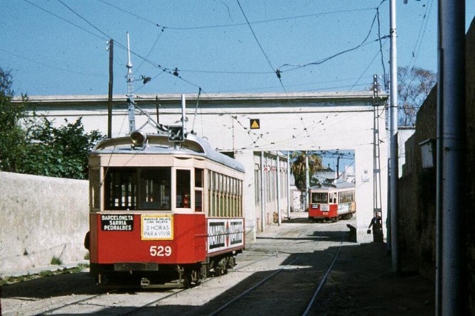 Tranvias de Barcelona, nº 529 en cocheras, foto Zurita, fondo MAF