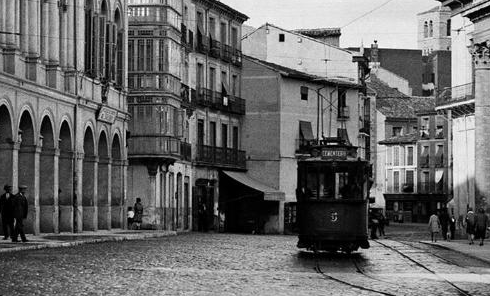 Tranvias de Valladolid , calle angustias, archivo FPH