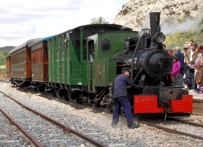 Tren de Arganda . Archivo. José Flores y Sanche-Arjona