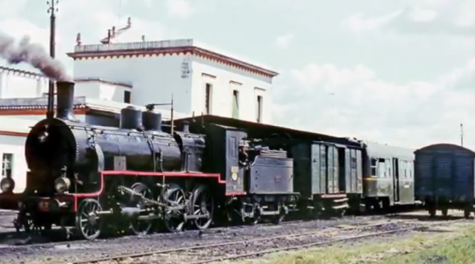 Tren de Marchena a Córdoba, en la estación de ecija el 03.04