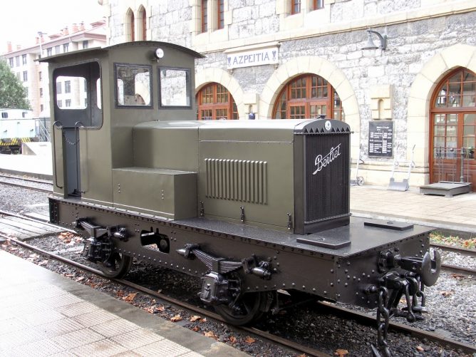 Vascongados, Tractor Berliet, fondo Euskotren MVF