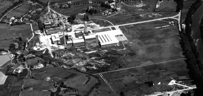 Vidrieras del Norte ,REnedo de Piélagos, Foto archivo del Institut Cartografic y Geológic de Catalunya