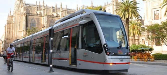 Unidad Urbos 3 ACR del Tranvia de Sevilla, Metro Centro de Sevilla