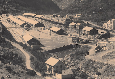 Primitiva estacion de Canfranc . Archivo : APG