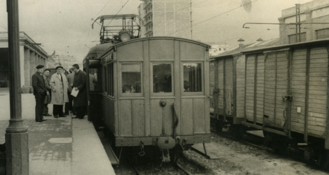 estacion de Vitoria Ciudad, Juan Zubia, c. 1960. Archivo Fundación Sancho el Sabio Fundazioa