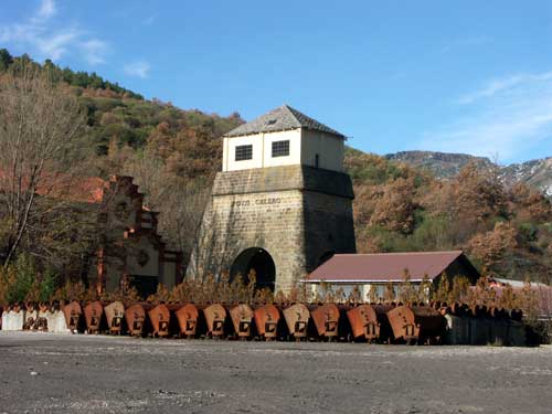 Minas de Barruelo, pozo Calero, foto : Barruelo .com