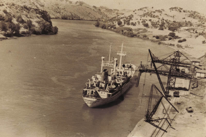 Panoramica del puerto de La laja, en el estuario del Guadiana