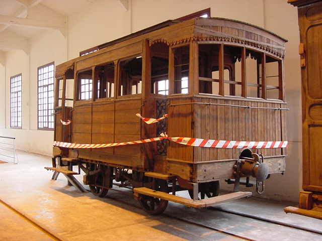 coche restaurado de Galdames a Sestao