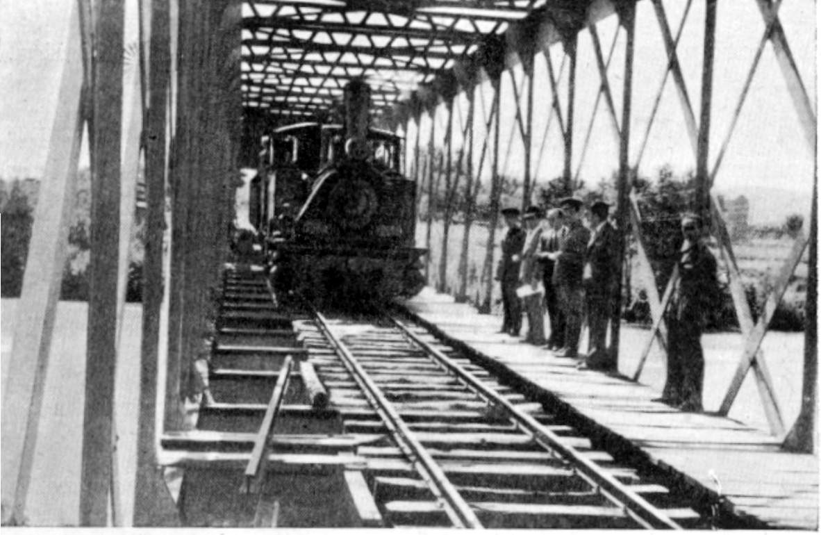 Pruebas de resistencia del puente del Alberche