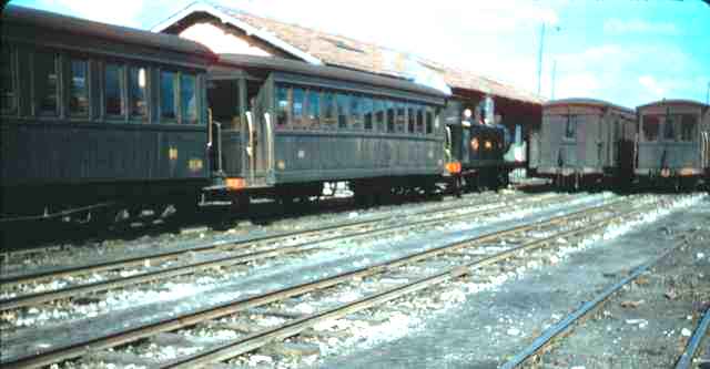 estacion de Oviedo, octubre de 1957, 