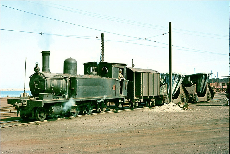 Locomotora Bübs con un tren de cubilotes de fundición