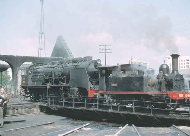 Murcia, placa giratoria - locomotora 030-0223, junio 1966, foto:J.J.Jarvis