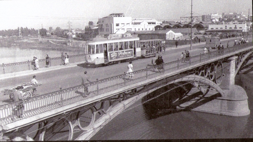 Puente de Triana , año 1950, 