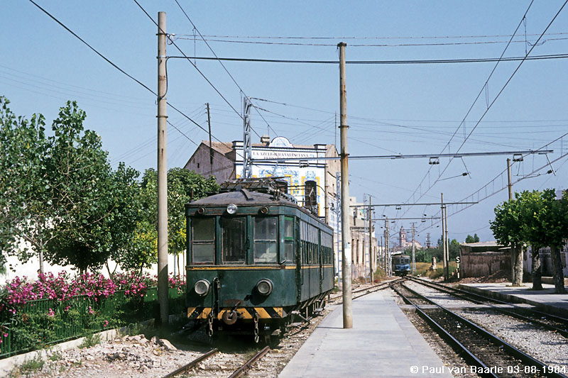 nº 14 en Meliana, linea de Rafelbuñol, foto :