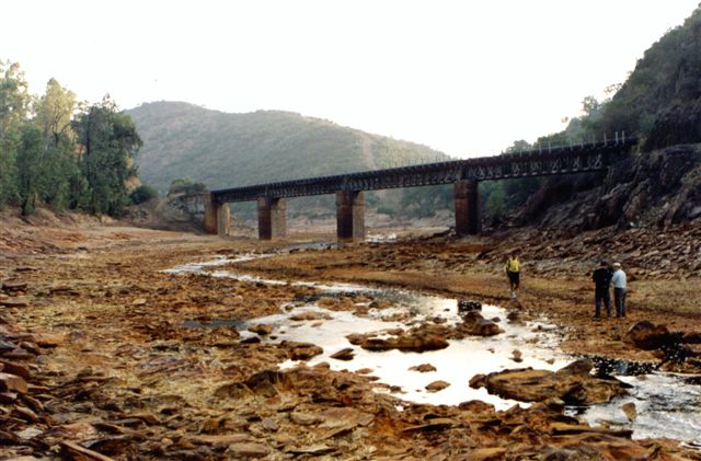 Puente de manantiales en Junio de 1988, foto : Jose Ramon Manzano Barredo