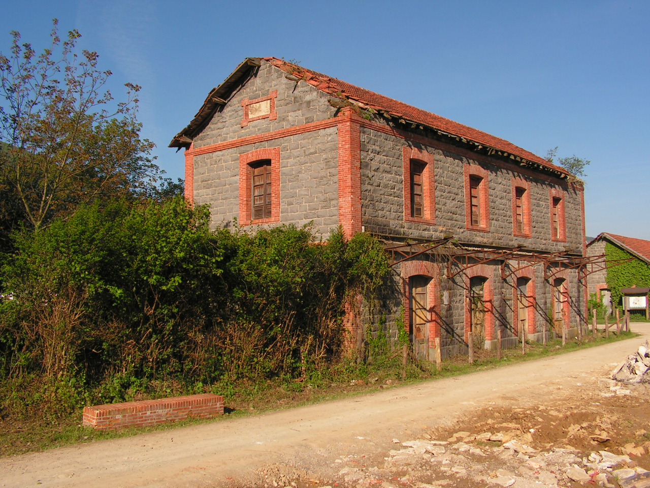  Restos de la Estacion de Leiza, foto : Juan Manero