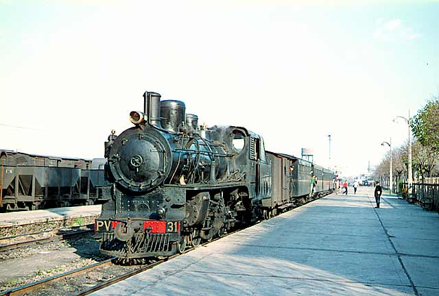 Correo en 1971, estacion de Ponferrada, foto: Juan Peris Torner