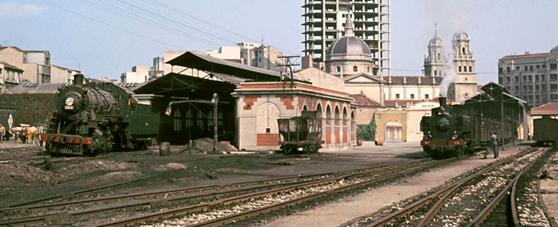 Fc de Langreo, estacion de Gijón , Locomotoras