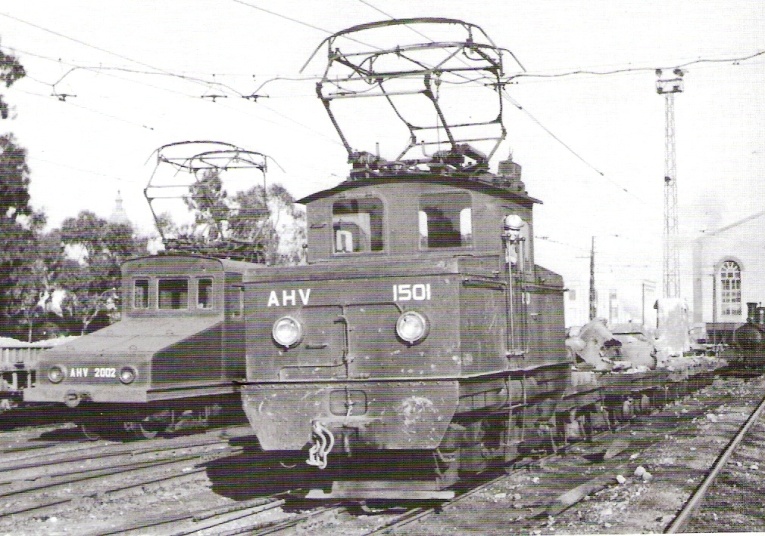 Locomotoras electricas de AHM, foto Trevor Rowe