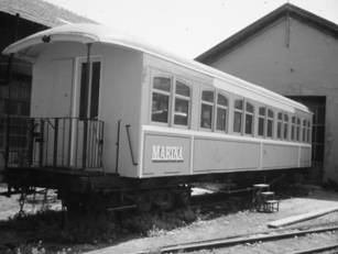 Coche "Marina" del Limon Express, en cocheras de Alicante, foto : Juan