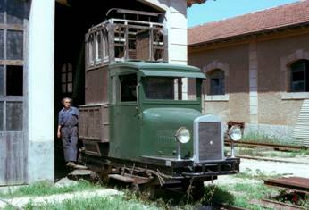 Camion de mantenimiento de catenaria