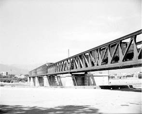 Puente sobre el Ebro en Tortosa