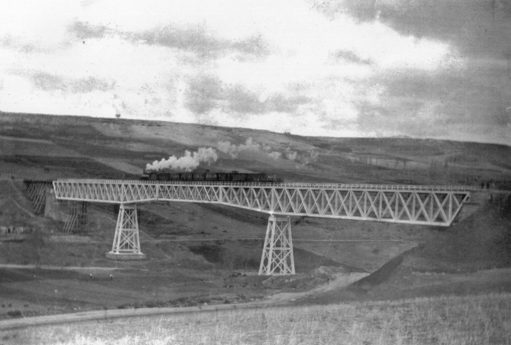 Puente grande de Gor, línea de Baza a Guadix , Fondo JJO